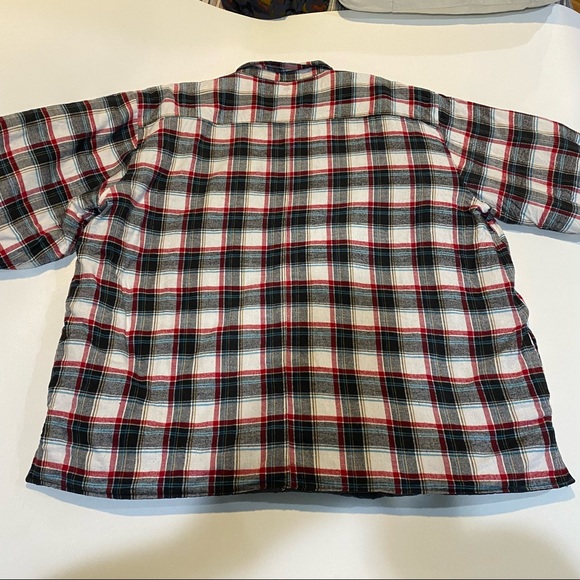 Northern Lakes By Above Average Plaid Flannel Quilted Shacket - Picture 2 of 11